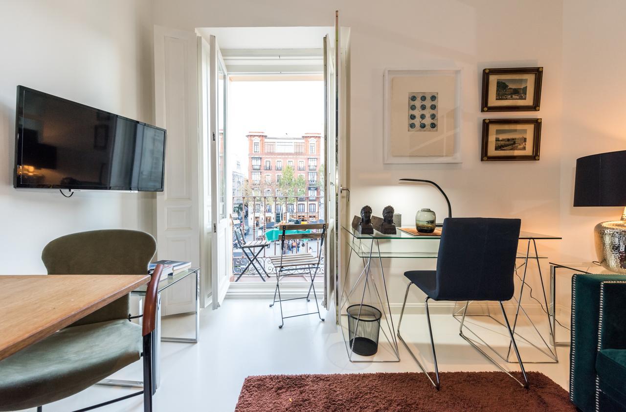 Plaza Santa Ana Apartment Madrid Exterior photo